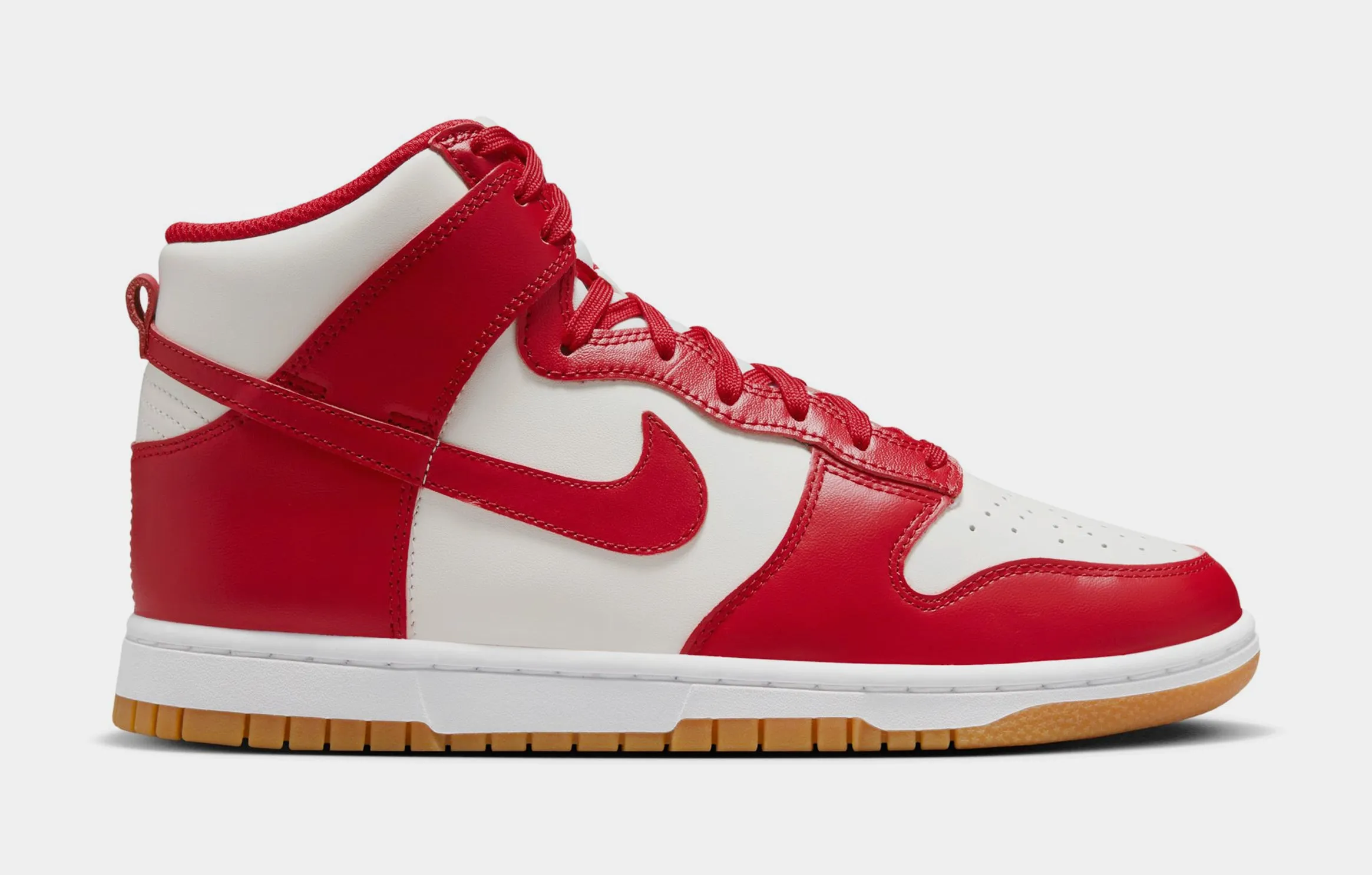 Dunk High Womens Lifestyle Shoes (Sail/Gym Red/Gum/White)