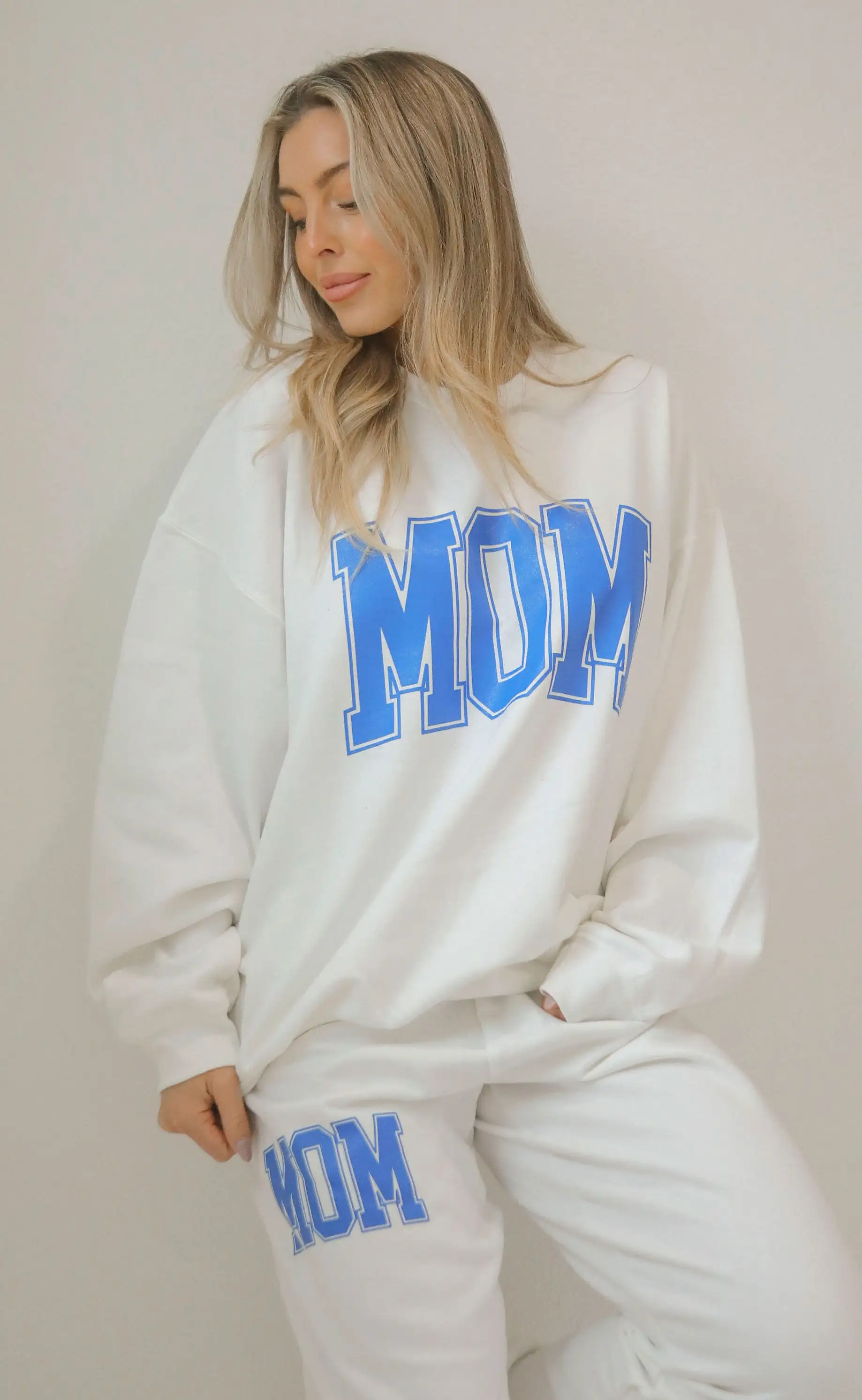 friday + saturday: mom sweatpants - blue