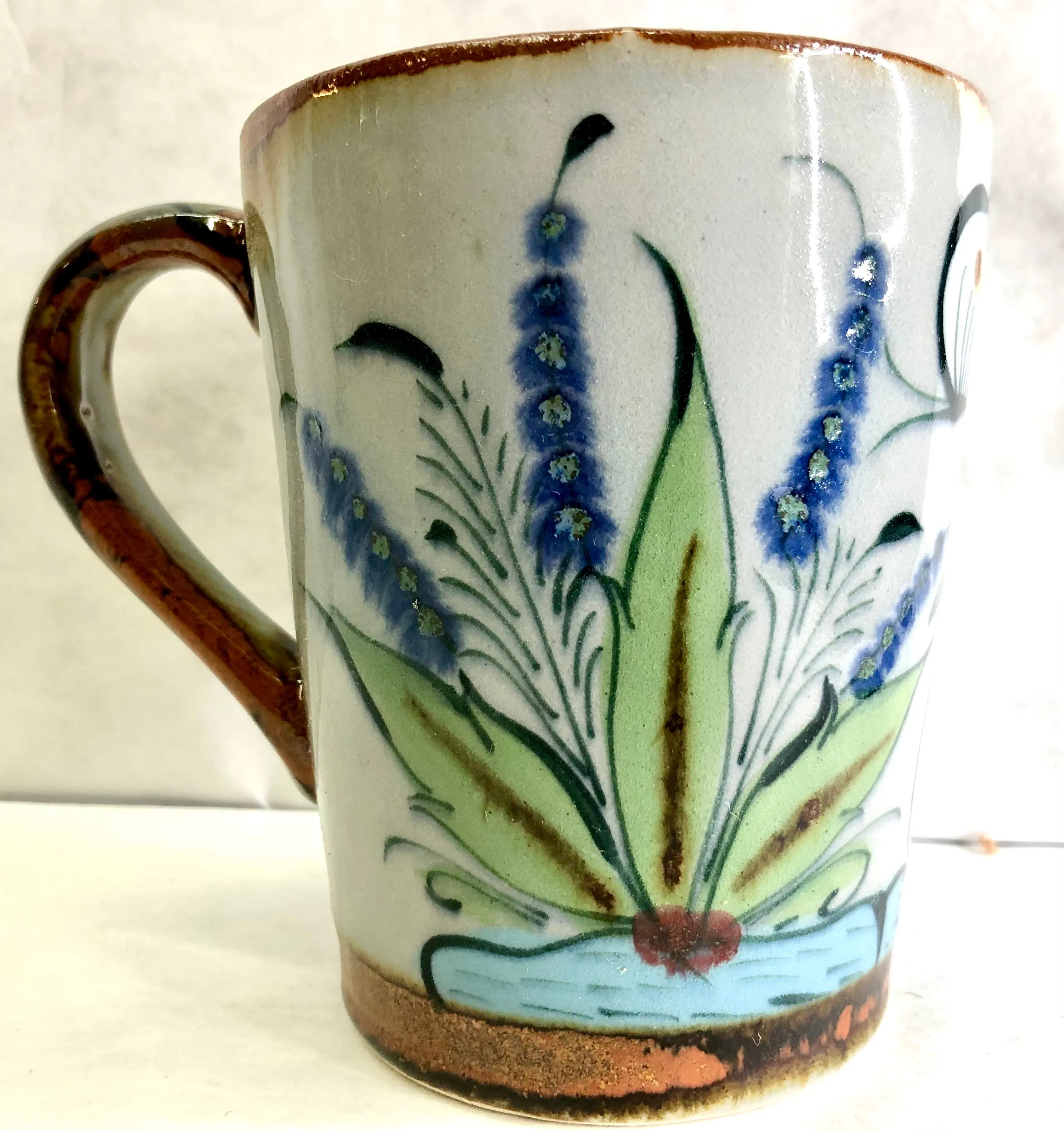 Ken Edwards Pottery Hand Decorated Mug (KE.T10)