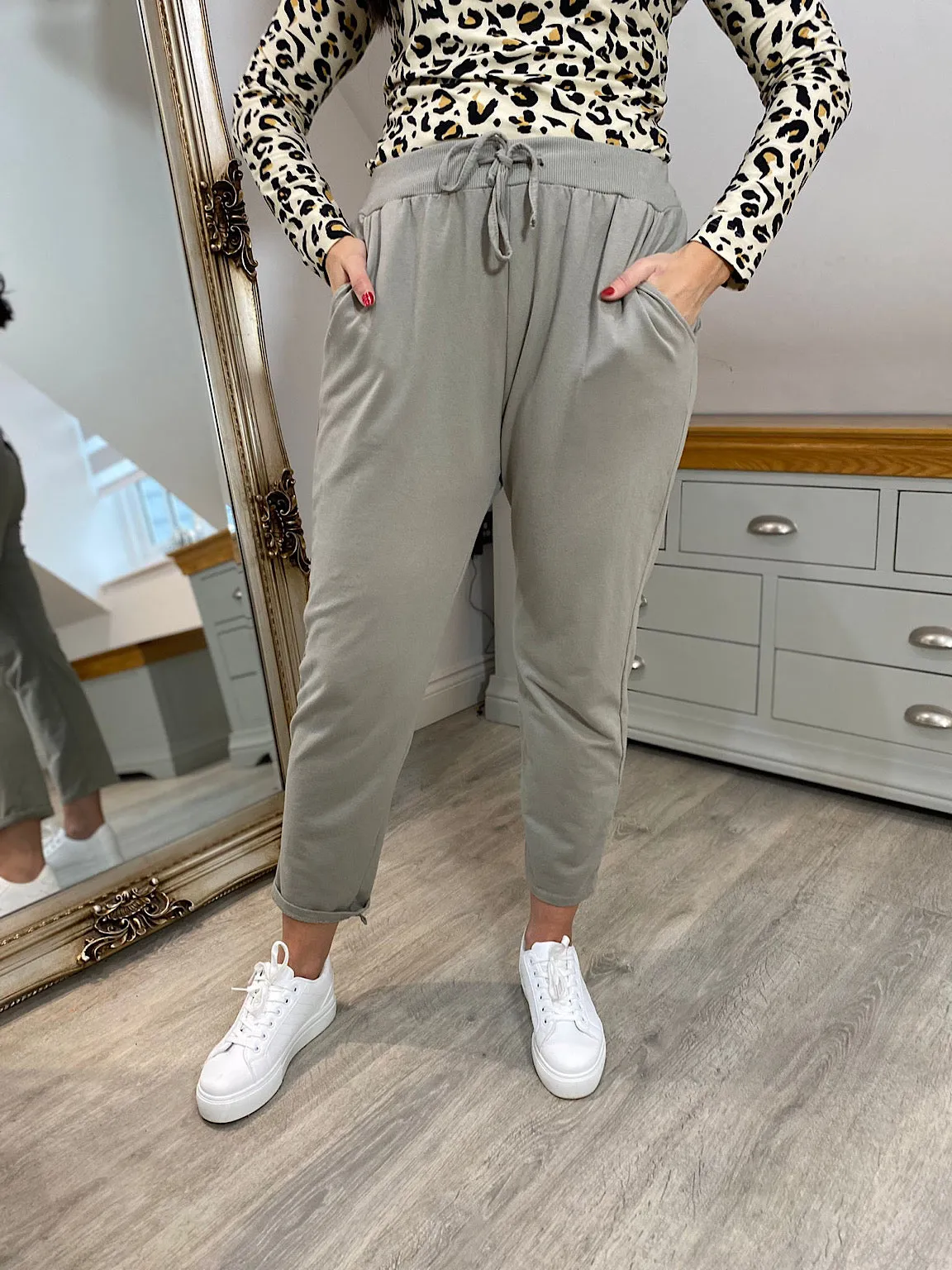 Mocha Essential Joggers Stella