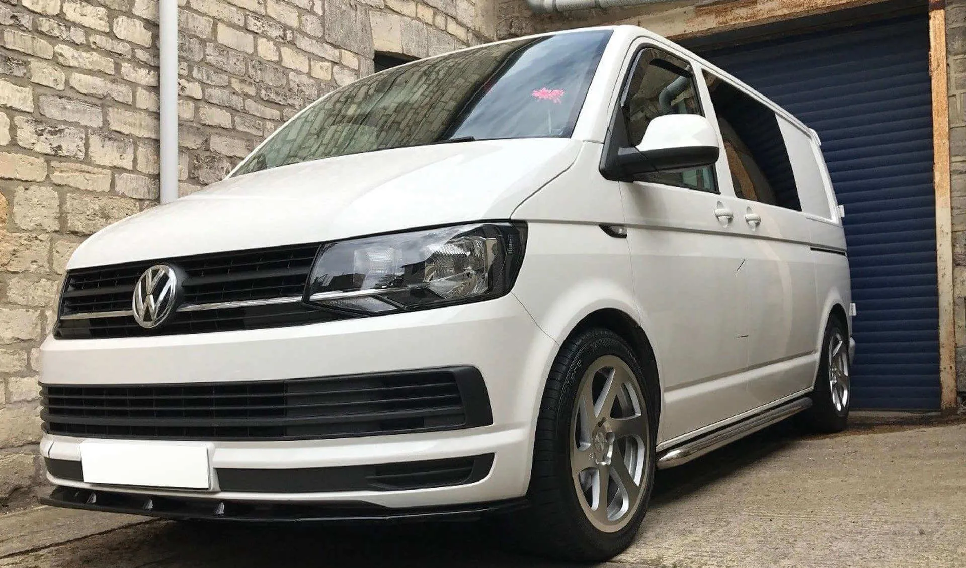 OE Style Stainless Steel Side Bars for Volkswagen Transporter T6 SWB