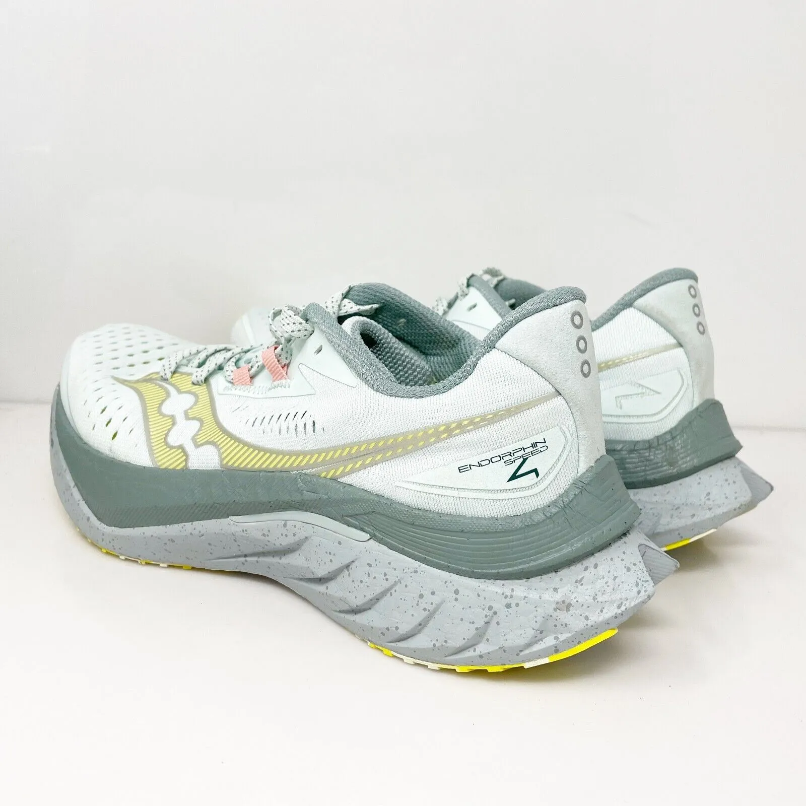 Saucony Womens Endorphin Speed 4 S10940-96 White Running Shoes Sneakers Size 8.5