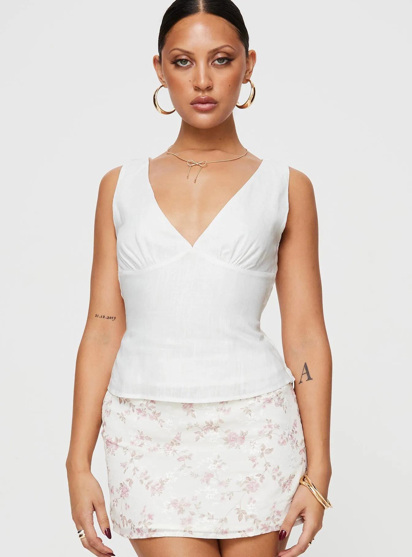 Solandria Top White